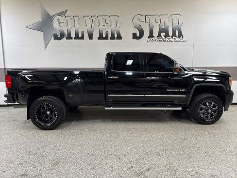 Used 2018 GMC Sierra 3500 Denali w/ Duramax Plus Package image 43