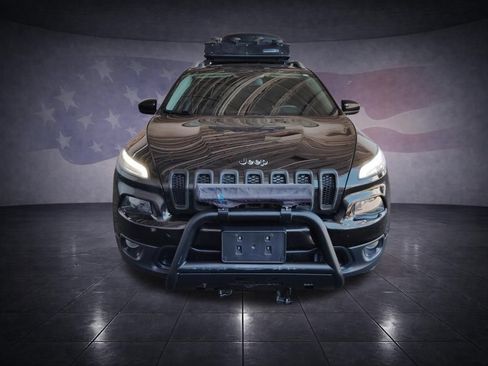 Used 2016 Jeep Cherokee Latitude w/ Comfort & Sound Group FWD image 8