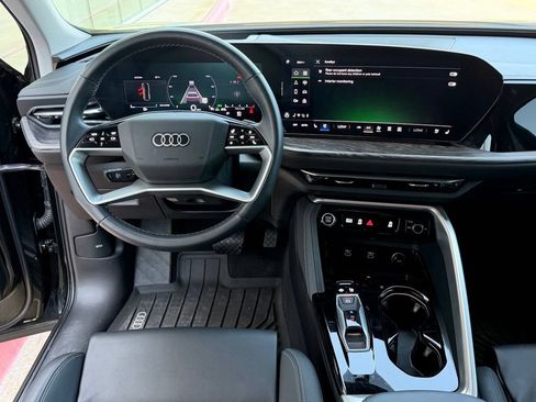 Used 2025 Audi Q5 Premium Plus AWD/4WD image 25