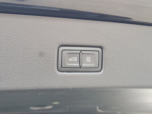 Used 2021 Audi RS 7 Sportback w/ Black Optic Package image 29