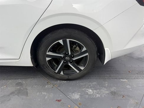 Used 2024 Nissan Sentra SV image 36