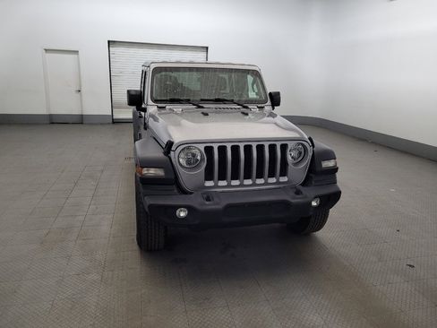 Used 2018 Jeep Wrangler Unlimited Sport S AWD/4WD image 14