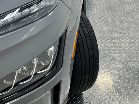Used 2023 Hyundai Kona Limited FWD image 39