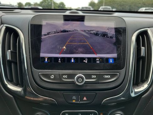 Certified 2023 Chevrolet Equinox RS FWD image 14