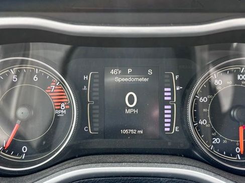 Used 2018 Jeep Cherokee Latitude Plus w/ Cold Weather Group image 13