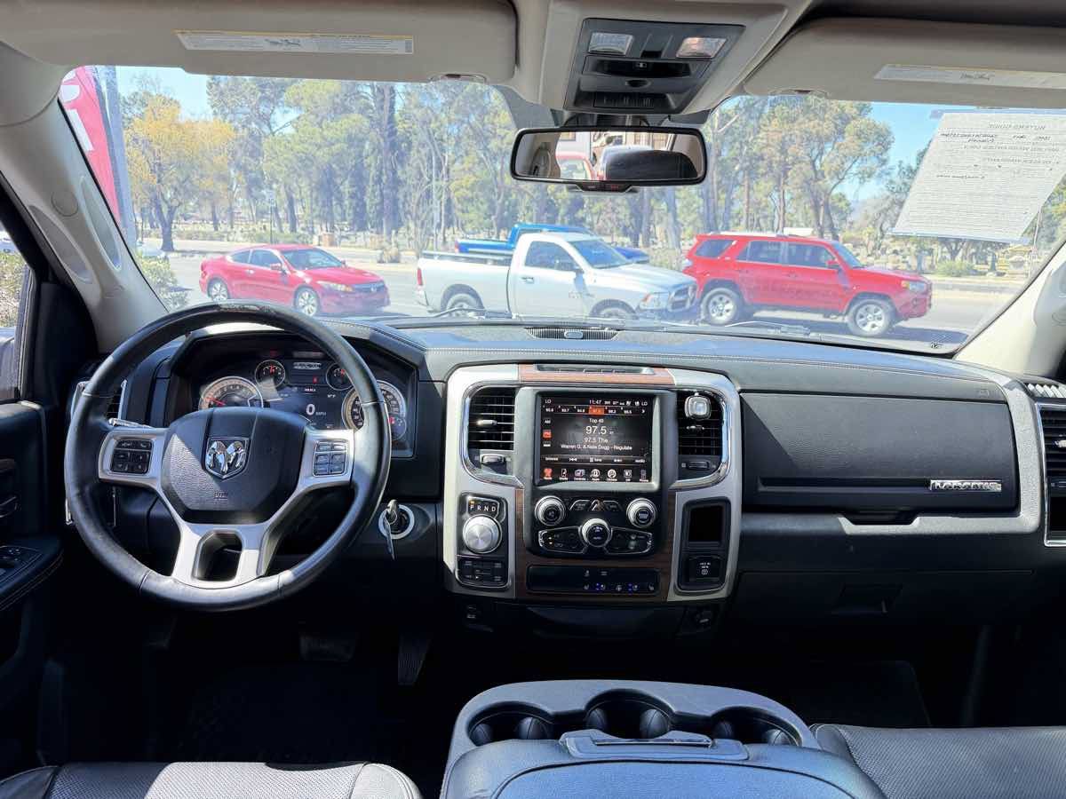 Used 2017 RAM 1500 Laramie AWD/4WD image 16