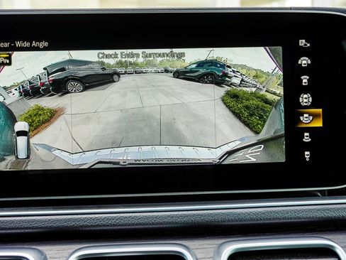 Used 2023 Mercedes-Benz GLS 580 4MATIC image 26