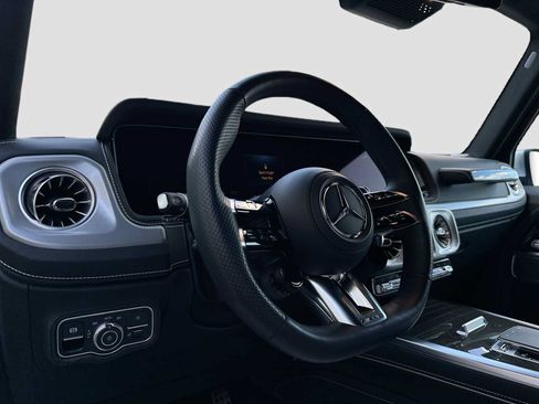 Certified 2025 Mercedes-Benz G 63 AMG 4MATIC image 9
