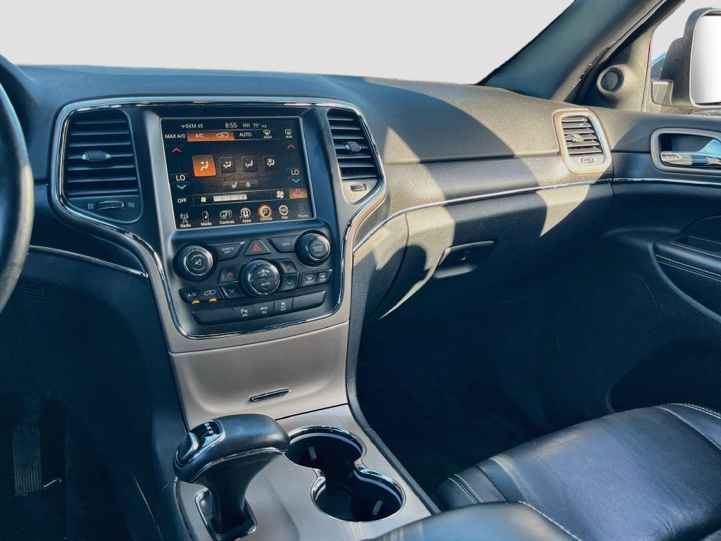 Used 2015 Jeep Grand Cherokee Limited AWD/4WD image 22