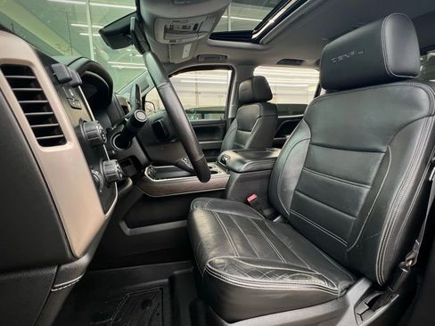 Used 2017 GMC Sierra 1500 Denali w/ Denali Ultimate Package image 18