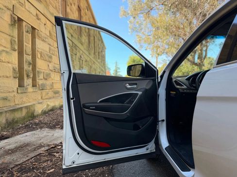 Used 2016 Hyundai Santa Fe Sport image 10