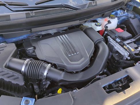 Used 2024 Chevrolet Traverse Z71 image 30