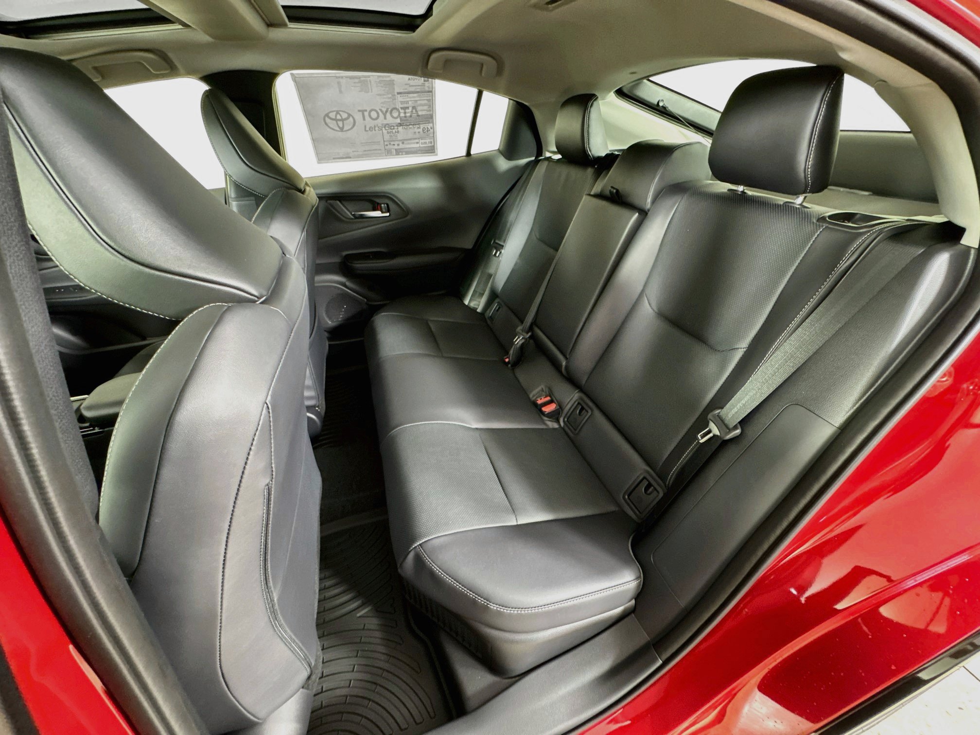 Certified 2025 Toyota Prius XLE AWD/4WD image 23
