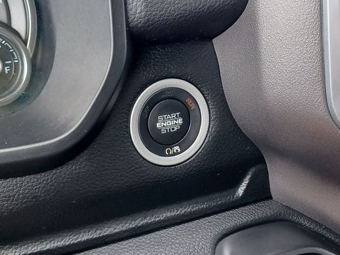 Used 2021 RAM 1500 Big Horn AWD/4WD image 15