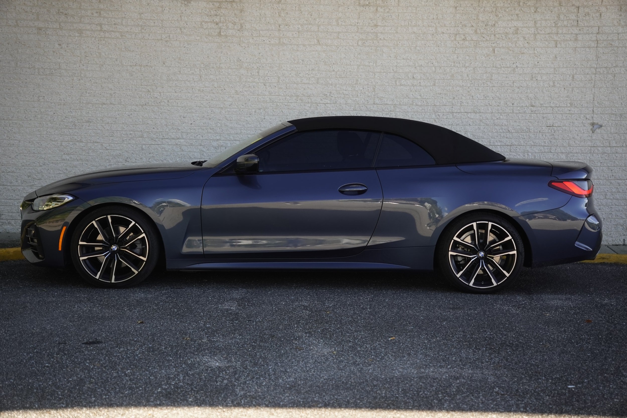 Used 2022 BMW 430i Convertible w/ M Sport Package RWD image 5