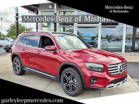 New 2026 Mercedes-Benz GLB 250 4MATIC image 1