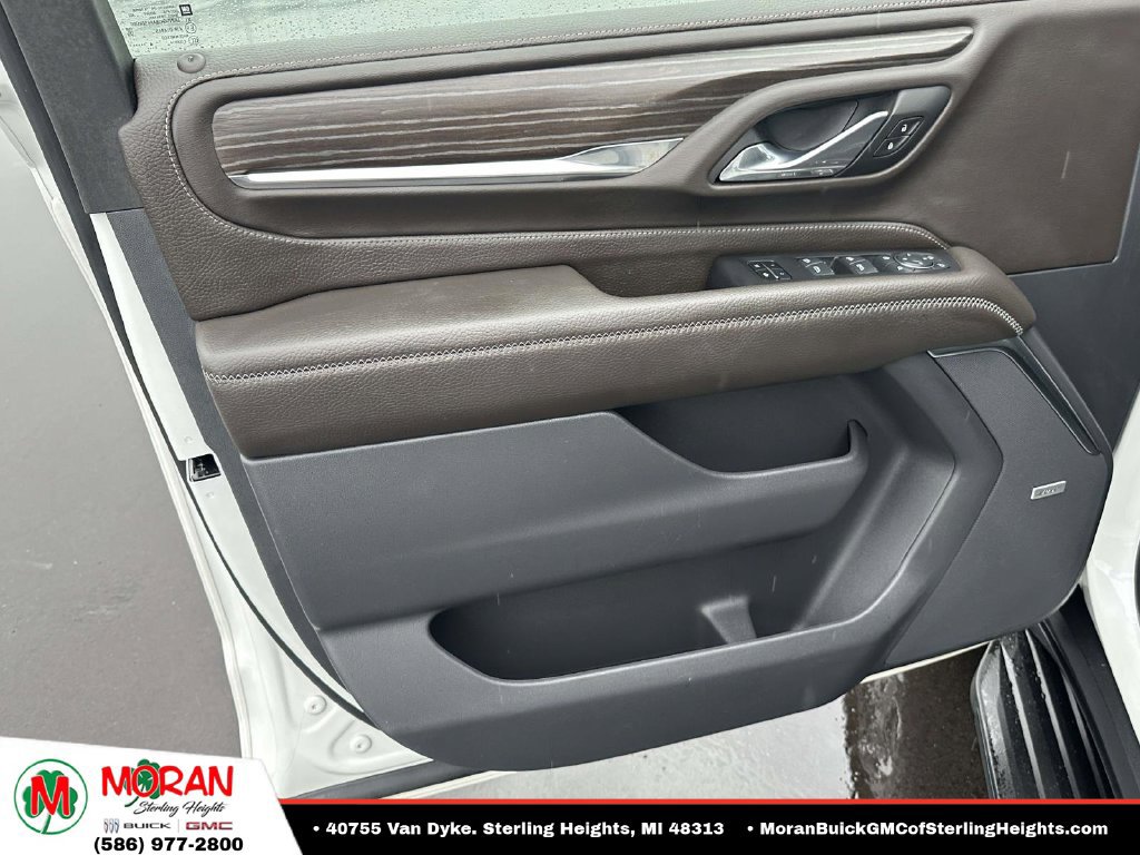 Used 2024 GMC Yukon Denali AWD/4WD image 17
