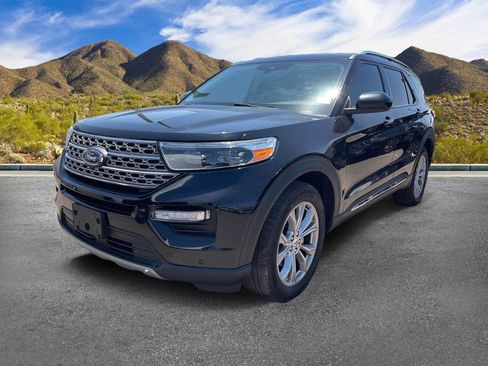 Used 2024 Ford Explorer Limited AWD/4WD image 14