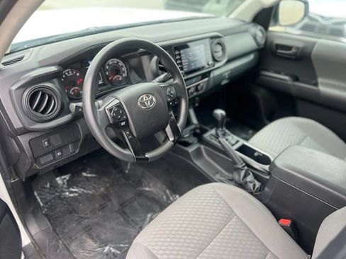 Used 2022 Toyota Tacoma SR w/ SX Package AWD/4WD image 12