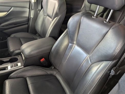 Used 2021 Subaru Ascent Limited w/ Technology Package image 12