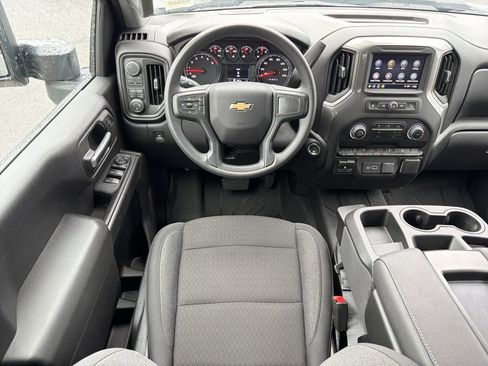 Used 2026 Chevrolet Silverado 2500 Custom w/ Custom Value Package image 29