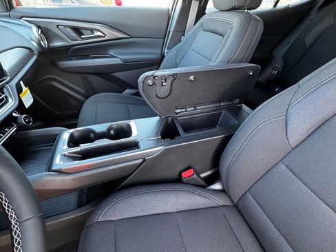 New 2026 Chevrolet Equinox EV LT w/ Comfort Package image 27