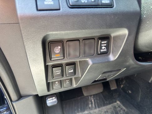 Used 2022 Nissan Frontier PRO-4X AWD/4WD image 19