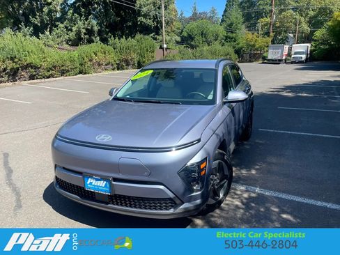 Used 2024 Hyundai Kona SEL FWD image 2