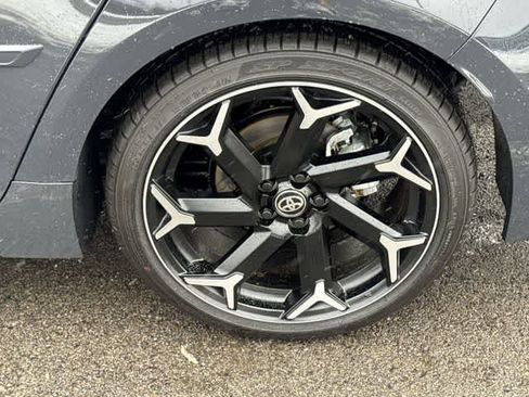 Used 2025 Toyota Corolla FX w/ Convenience Package image 5