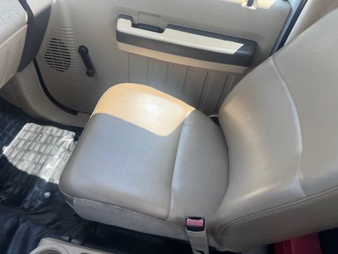 Used 2008 Ford F350 XL image 11
