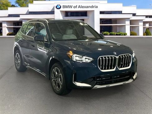 New 2026 BMW X1 xDrive28i w/ Convenience Package AWD/4WD image 3