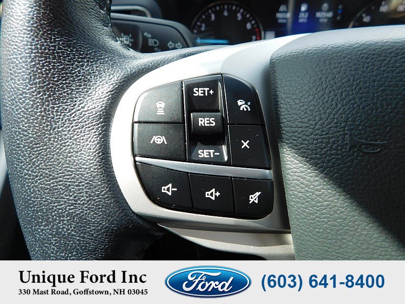 Used 2021 Ford Explorer Limited w/ Equipment Group 301A AWD/4WD image 18