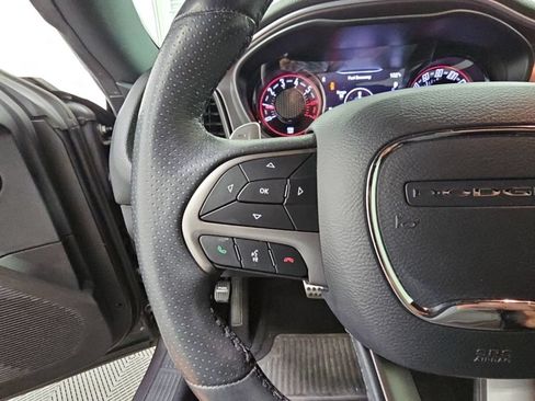 Used 2019 Dodge Challenger R/T w/ Driver Convenience Group RWD image 27