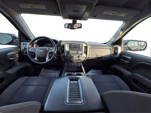 Used 2017 Chevrolet Silverado 1500 LT w/ Midnight Edition image 26