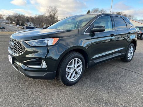 Used 2024 Ford Edge SEL w/ Convenience Package image 28