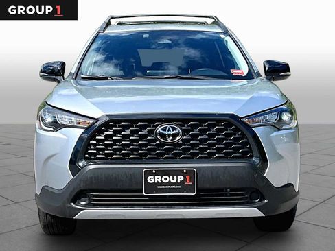 Certified 2025 Toyota Corolla Cross LE w/ Moonroof Package AWD/4WD image 4
