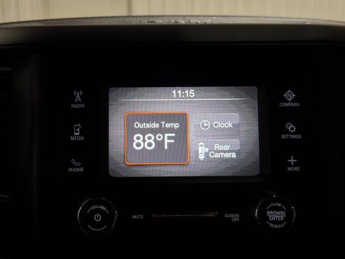 Used 2022 RAM 2500 Tradesman w/ Chrome Appearance Group AWD/4WD image 43