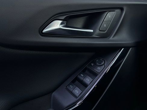 Used 2025 Chevrolet Equinox LT image 20