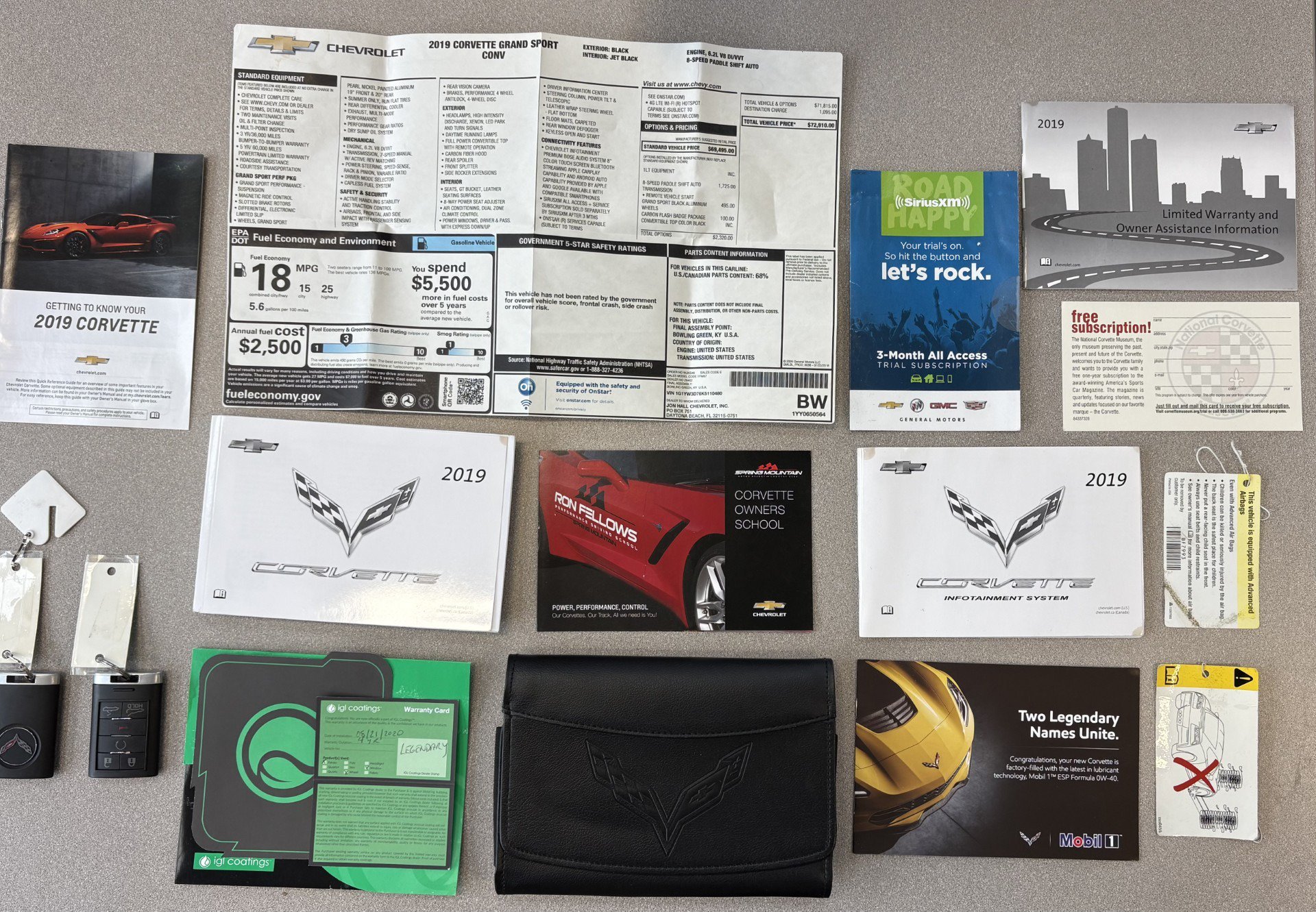 Used 2019 Chevrolet Corvette Grand Sport w/ Carbon Flash Badge Package RWD image 2