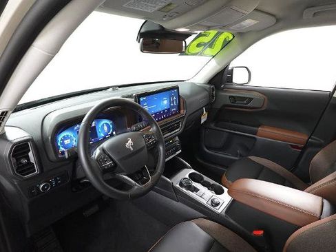 Certified 2025 Ford Bronco Sport Outer Banks w/ Outer Banks Tech Package+ image 13