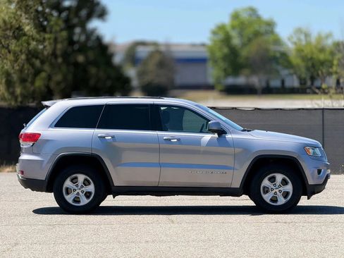 Used 2016 Jeep Grand Cherokee Laredo RWD image 7