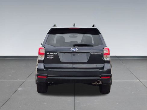 Used 2018 Subaru Forester 2.5i Premium w/ All-Weather Package AWD/4WD image 5