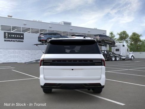 New 2026 Lincoln Navigator L Black Label AWD/4WD image 5