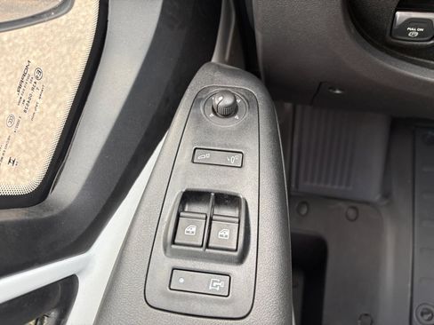 Used 2025 RAM ProMaster 2500 w/ Premium Convenience Group FWD image 20
