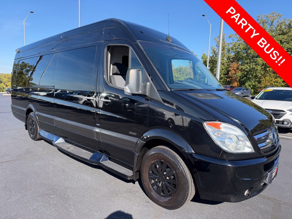 Used 2011 Mercedes-Benz Sprinter 2500 image 3