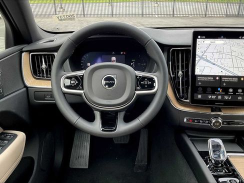 New 2026 Volvo XC60 T8 Plus w/ Protection Package Premier image 15