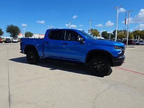 Used 2025 Chevrolet Silverado 1500 ZR2 w/ Technology Package AWD/4WD image 43