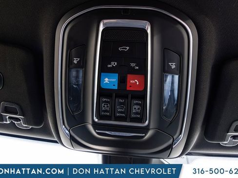 Used 2024 Jeep Grand Cherokee L Limited w/ Luxury Tech Group II image 11