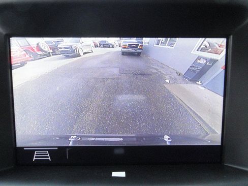 Used 2019 GMC Terrain SLT w/ Preferred Package image 19