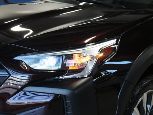 Used 2024 Subaru Outback Limited image 2